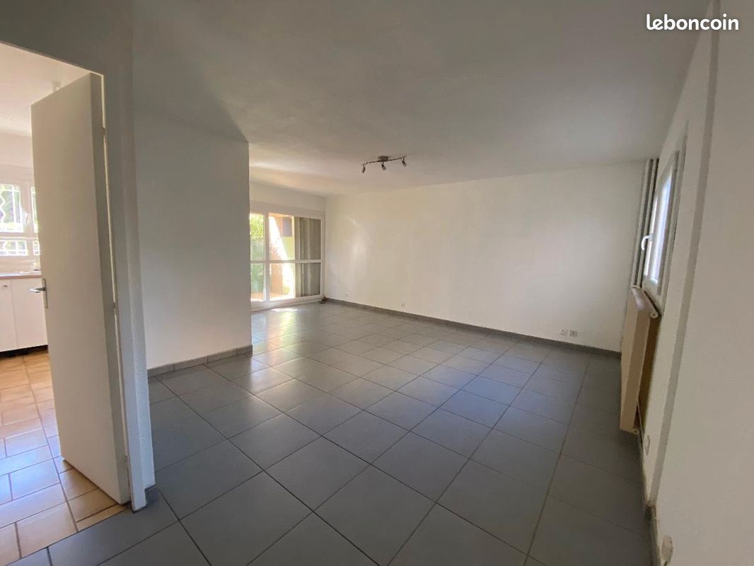 Appartement 4 pièces 86 m² · à Plan-de-Cuques · 86 m² · 1 250 €