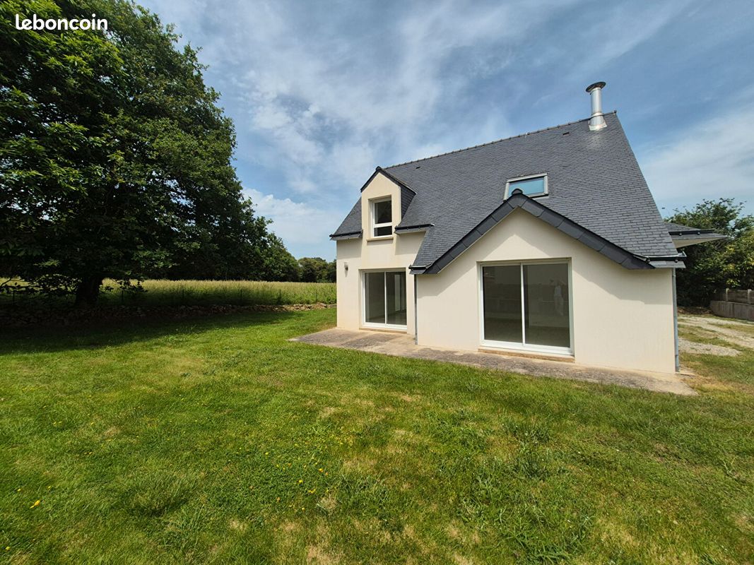 Maison 5 pièces 102 m² · à Plougoumelen · 102 m² · 384 800 €