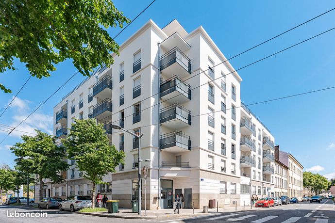 Studio 1 pièce 19 m² — 7