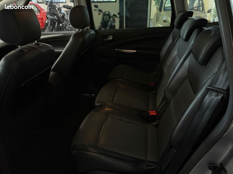 Ford S-MAX 1.8 TDCI 125CH TITANIUM (image 8)