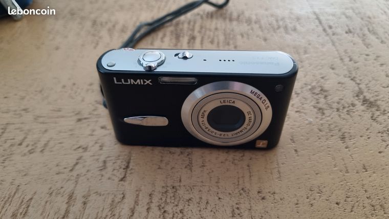 Appareil Photo Vintage Panasonic Lumix DMC-FX3 (2007) - 6MP, Argenté - Occasion Fonctionnel