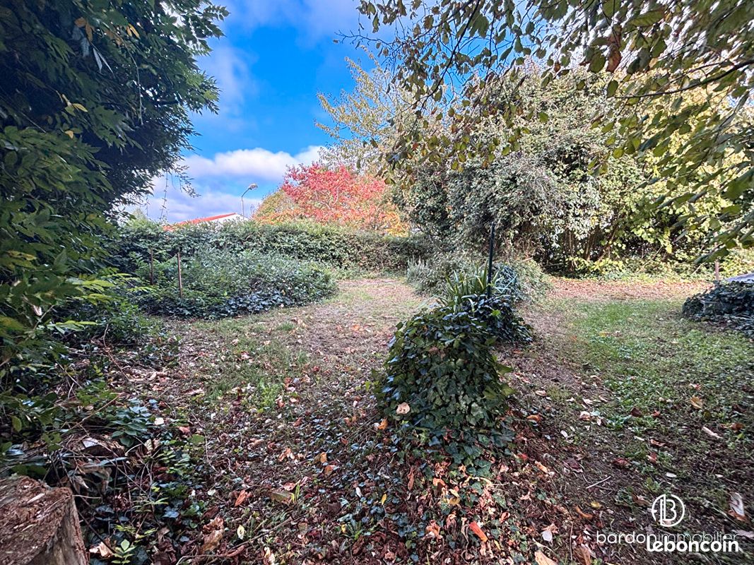 Terrain 412 m² · à La Garnache · 412 m² · 86 400 €