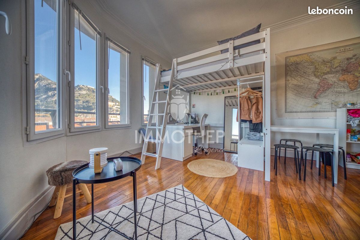 Appartement 1 pièce 24 m² · à Grenoble · 24 m² · 530 €