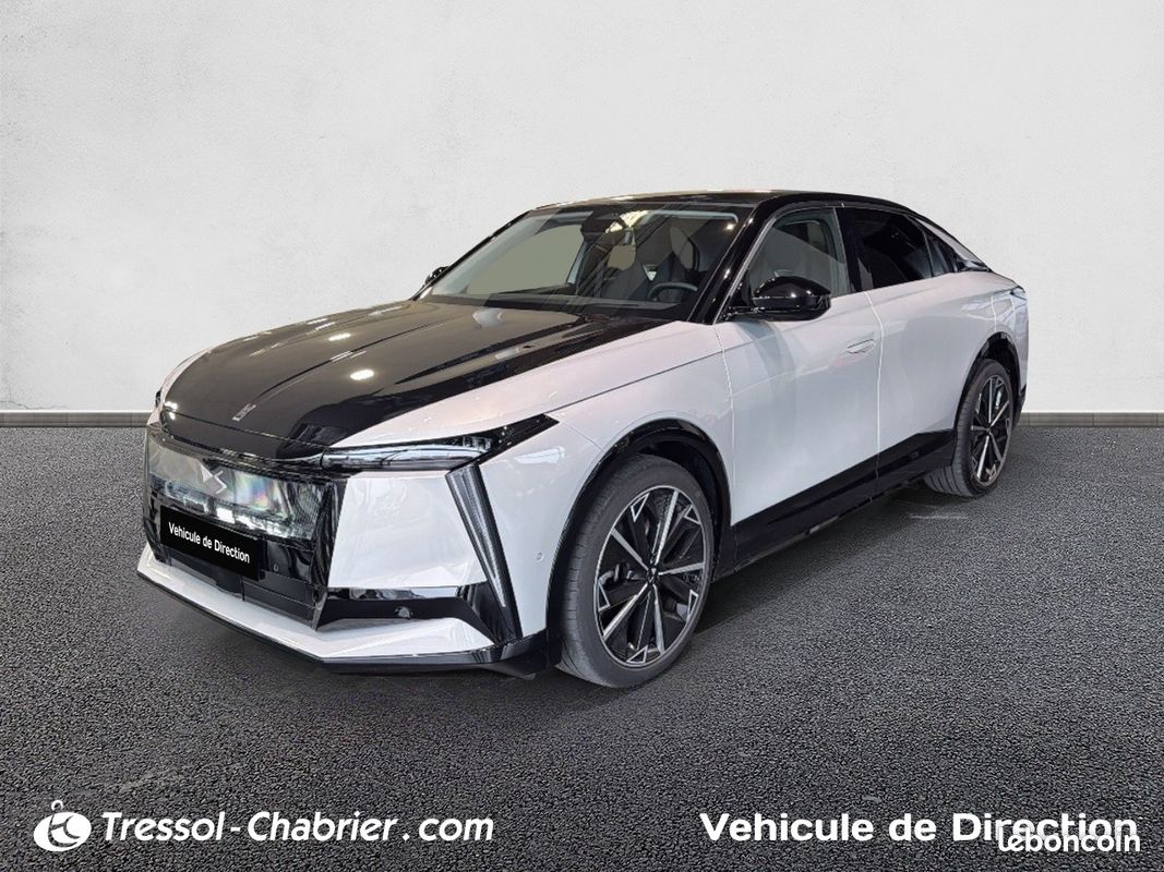 DS N°8 245 ch FWD Long Range Etoile (image 1)