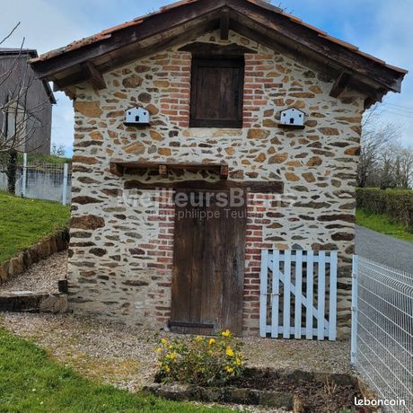 https://img.leboncoin.fr/api/v1/lbcpb1/images/6e/63/8c/6e638c425b5b9d5ed7cbabced8522dc6f1b3cfad.jpg?rule=ad-image
