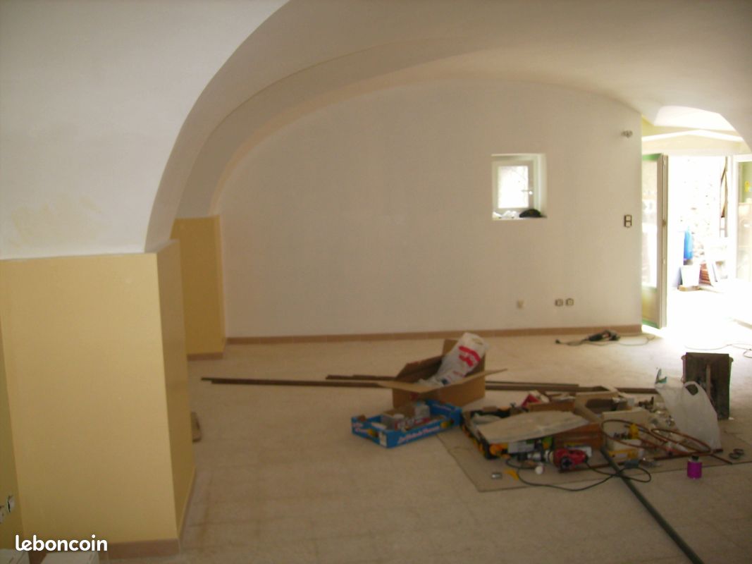 Appartement 1 pièce 45 m² · à La Calmette · 45 m² · 390 €
