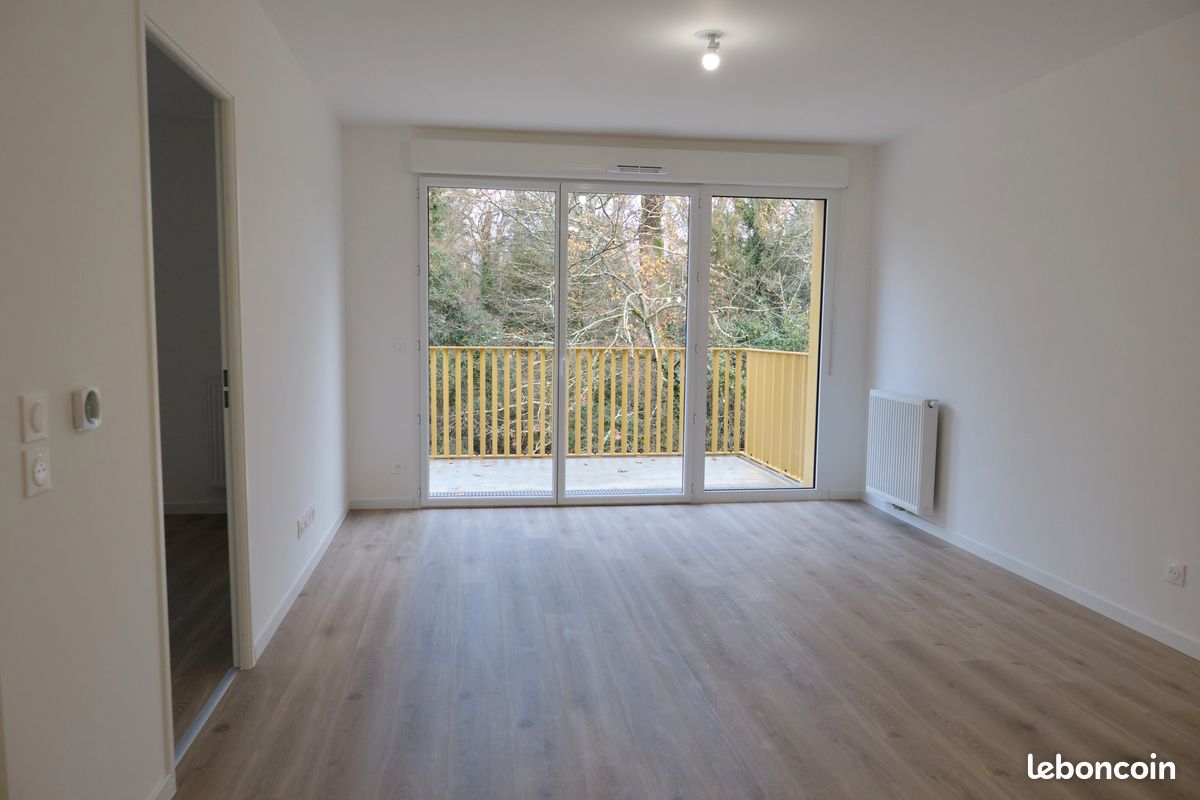 Appartement 2 pièces 43 m² · à Villenave-d'Ornon · 43 m² · 815 €/mois