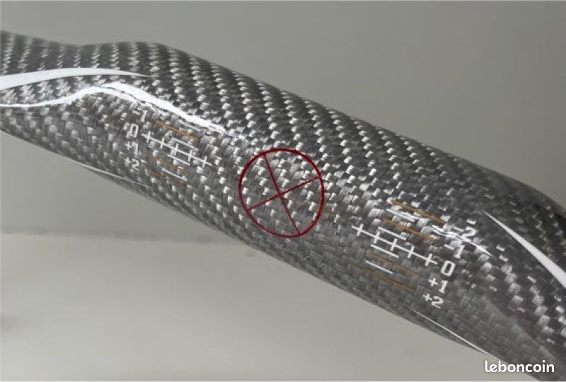 Cintre De Route Carbone – Préformé, Largeur 44 Extérieur, Diamètre 31.8 – Neuf