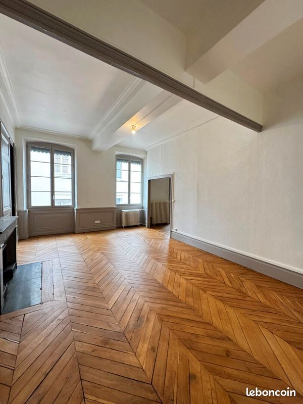 Appartement 5 pièces 150 m² · à Lyon · 150 m² · 1 748 €