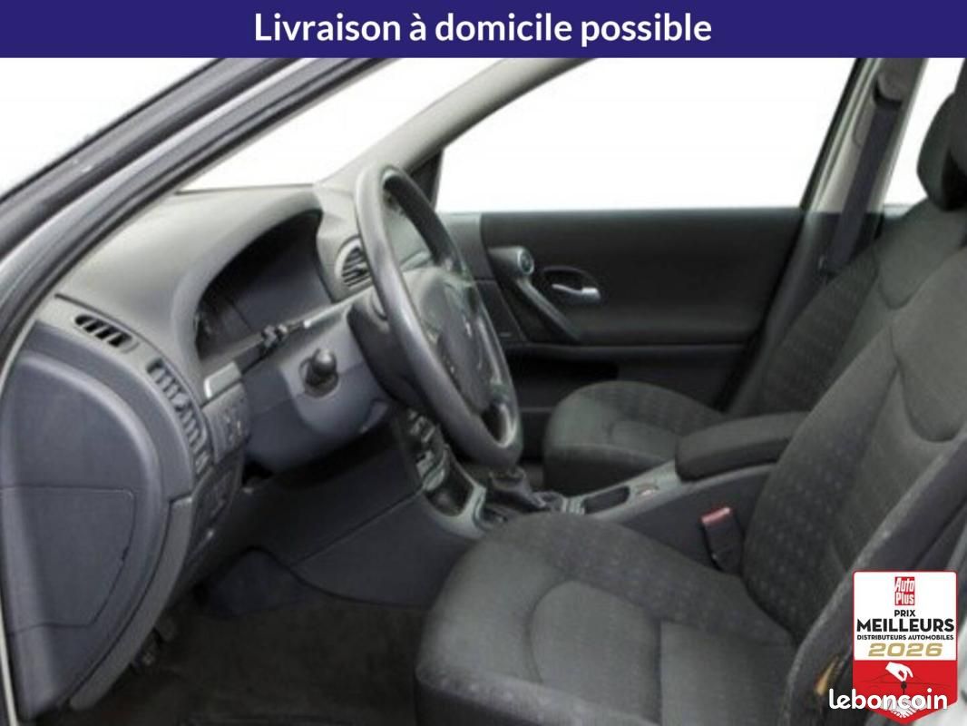 Renault Laguna 2.0 16V - Expression Proactive Automatique (image 9)