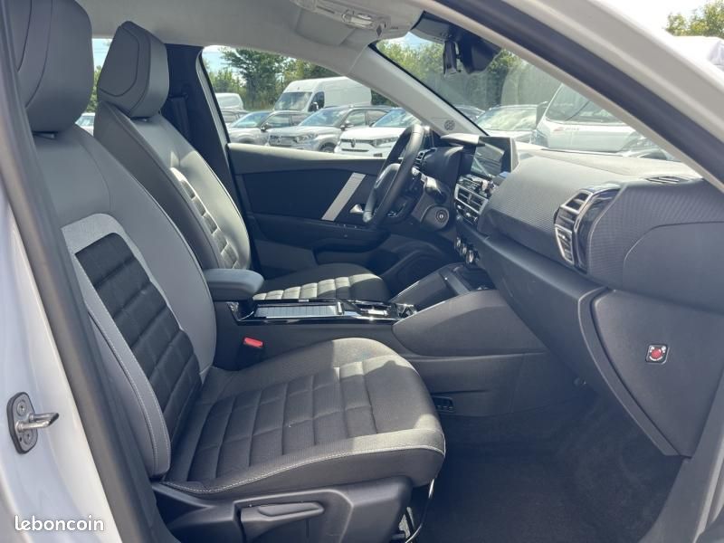 Citroen C4 1.2 Hybride 136ch S&S PLUS Automatique (image 10)