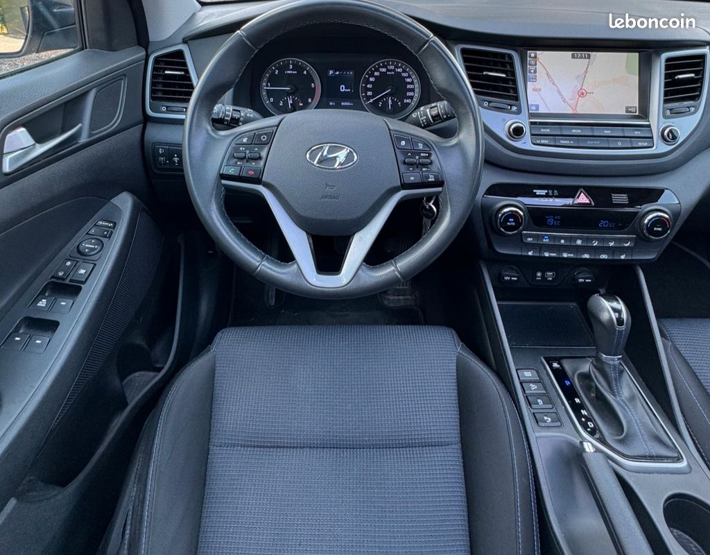 HYUNDAI TUCSON 1.7 CRDI 140 CREATIVE - TOIT OUVRANT - CARPLAY - SIÈGES CHAUFFANTs (image 5)