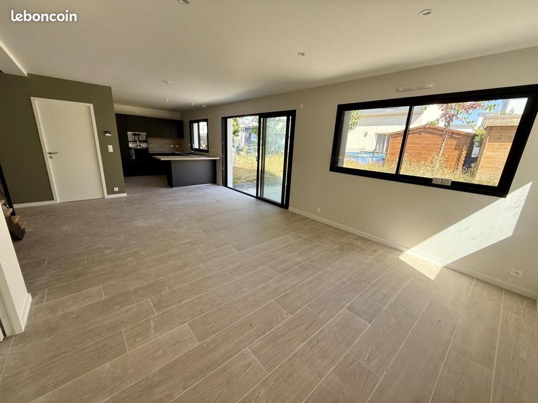 Maison a louer bruz - 6 pièce(s) - 106 m2 - Surfyn