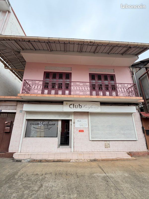 Immeuble 7 pièces 224 m² · à Cayenne · 224 m² · 489 000 €