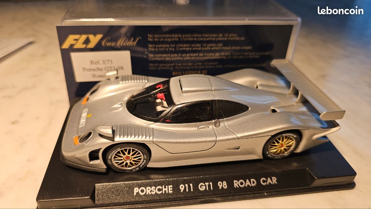 FLY Car Model - 1:32 - Porsche 911 GT1 98 Test Car & Le