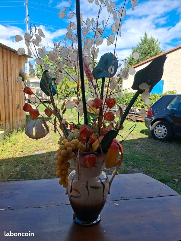 Vase (image 1)