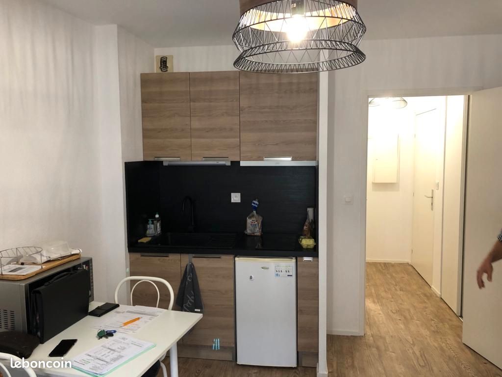 Location studio cente ville - Poitiers 86000 (image principale 1)
