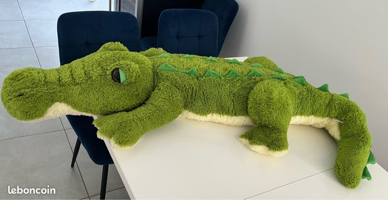Peluche crocodile très grand format Jeux Jouets