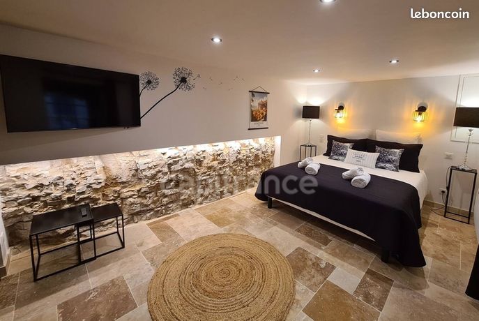 Maison 8 pièces 220 m²