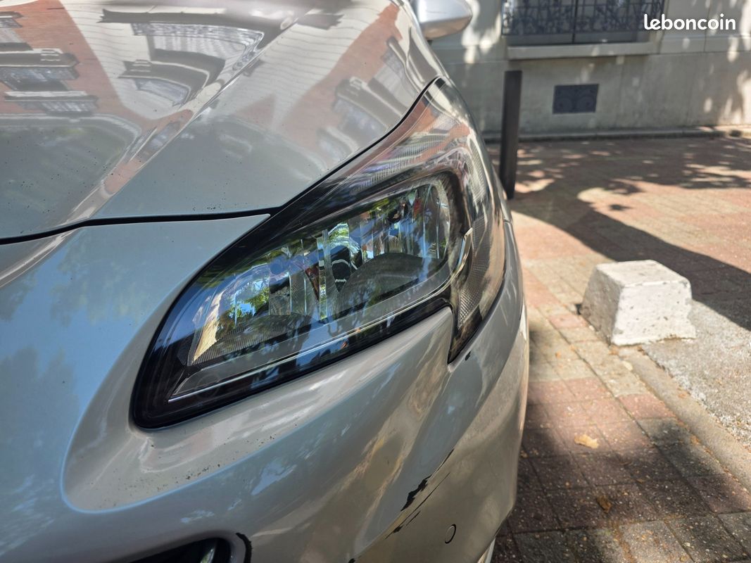 OPEL CORSA 1.4 90 ch Design 120 ans BVM5 - CARPLAY / CAMERA DE RECUL (image 10)
