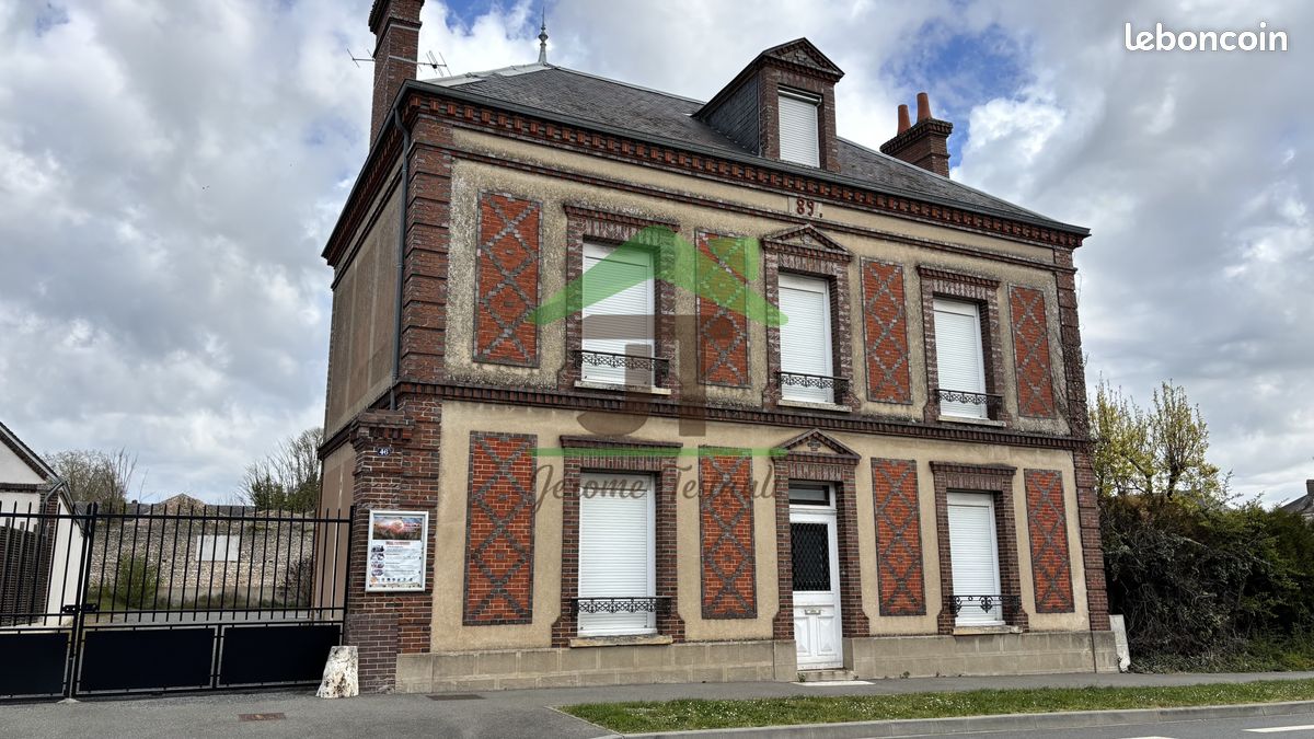 Maison 7 pièces 173 m² · à Châteaudun · 173 m² · 180 500 €