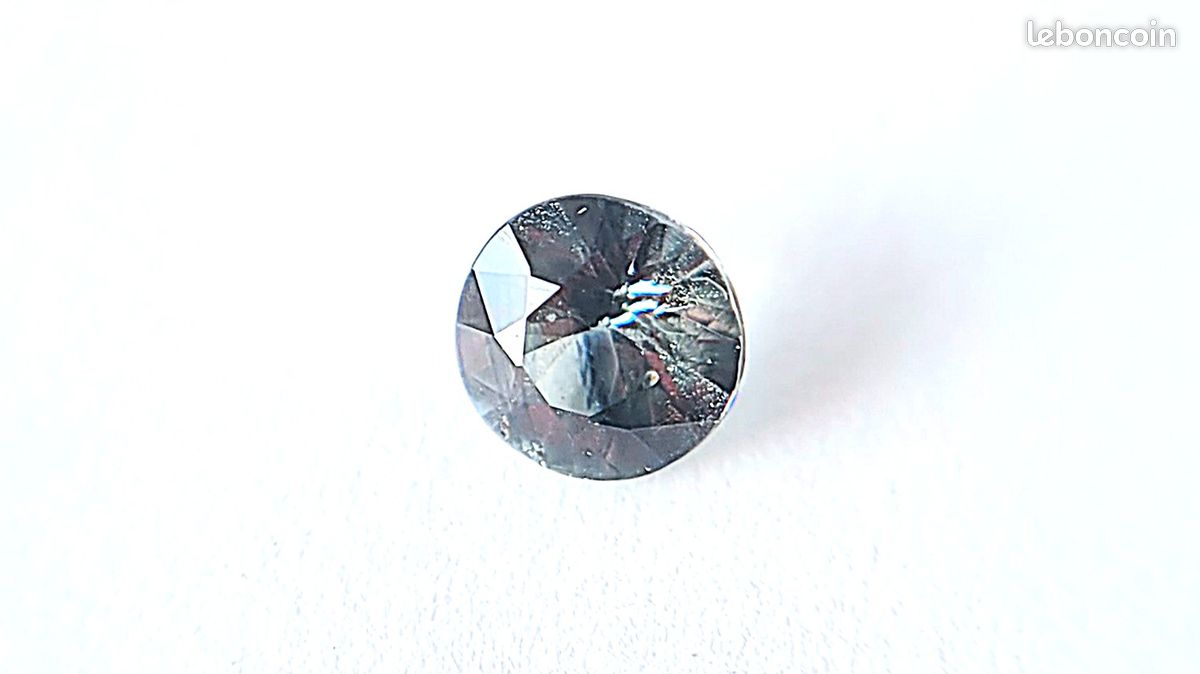 Saphir Bleu Naturel De Madagascar – 5,7 X 4,7 Mm – 0,75 Ct – Chauffé