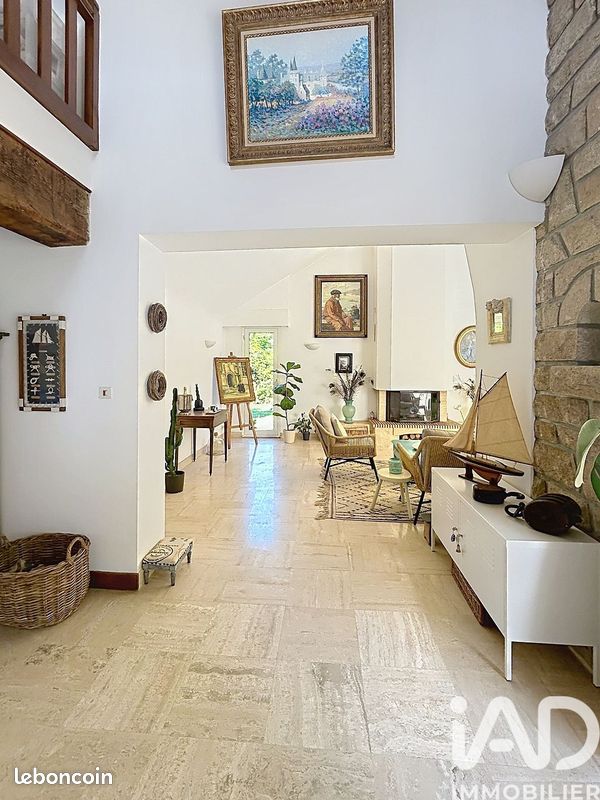 Maison 6 pièces 168 m² · à Plobannalec-Lesconil · 168 m² · 580 000 €