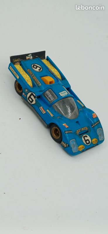 Miniature Lola T70 1/18 Spark Mk3B RHD No.5 24h Le Mans 1971 1:18