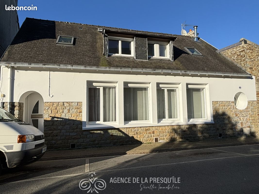 Maison 5 pièces 133 m² · à Lanvéoc · 133 m² · 315 200 €