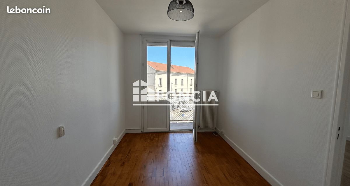 Appartement 3 pièces 55 m² · à Le Coteau · 55 m² · 565 €