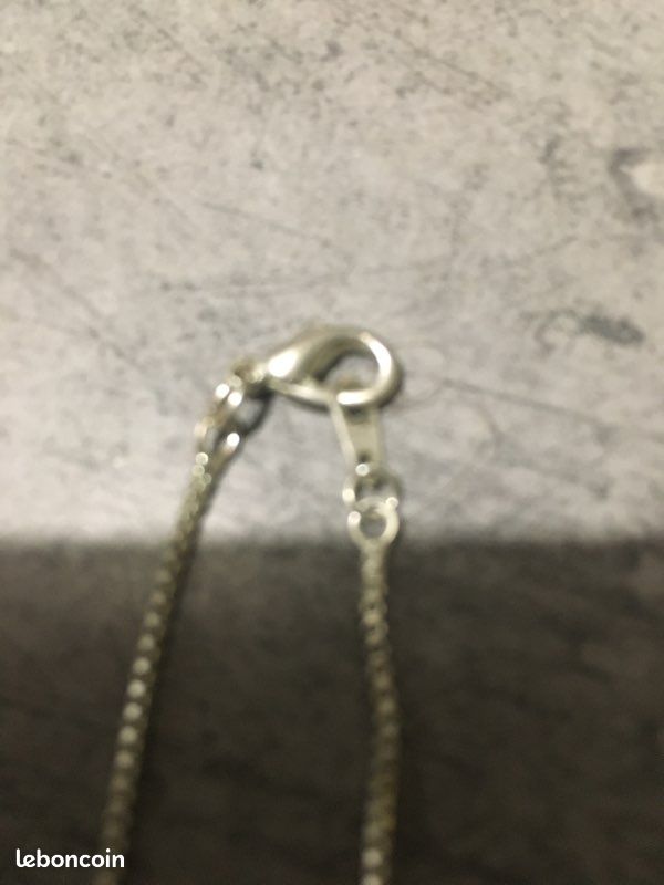 Collier (image 3)