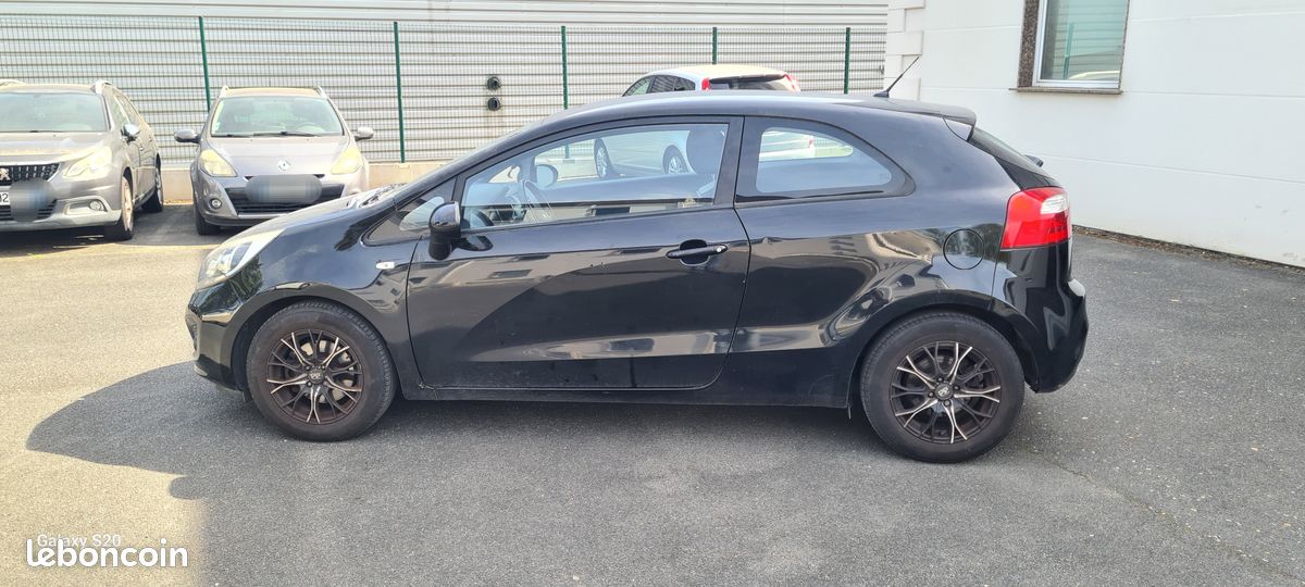 KIA RIO Style 1.2 85ch - Moteur à chaîne de distribution - Garantie - Reprise - Possibilité de paiement 3, 4 ou 10 fois* et Financement en 12, 24 ou 36 mois (image 2)