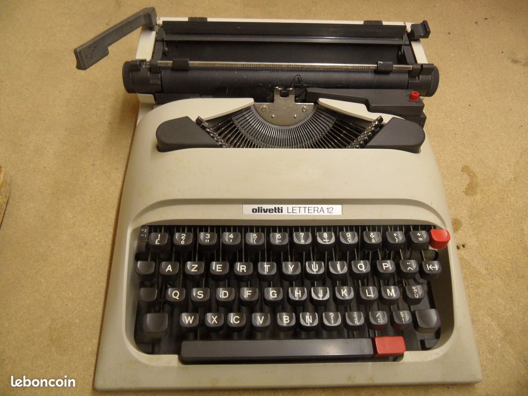 Machine à écrire (image 1)