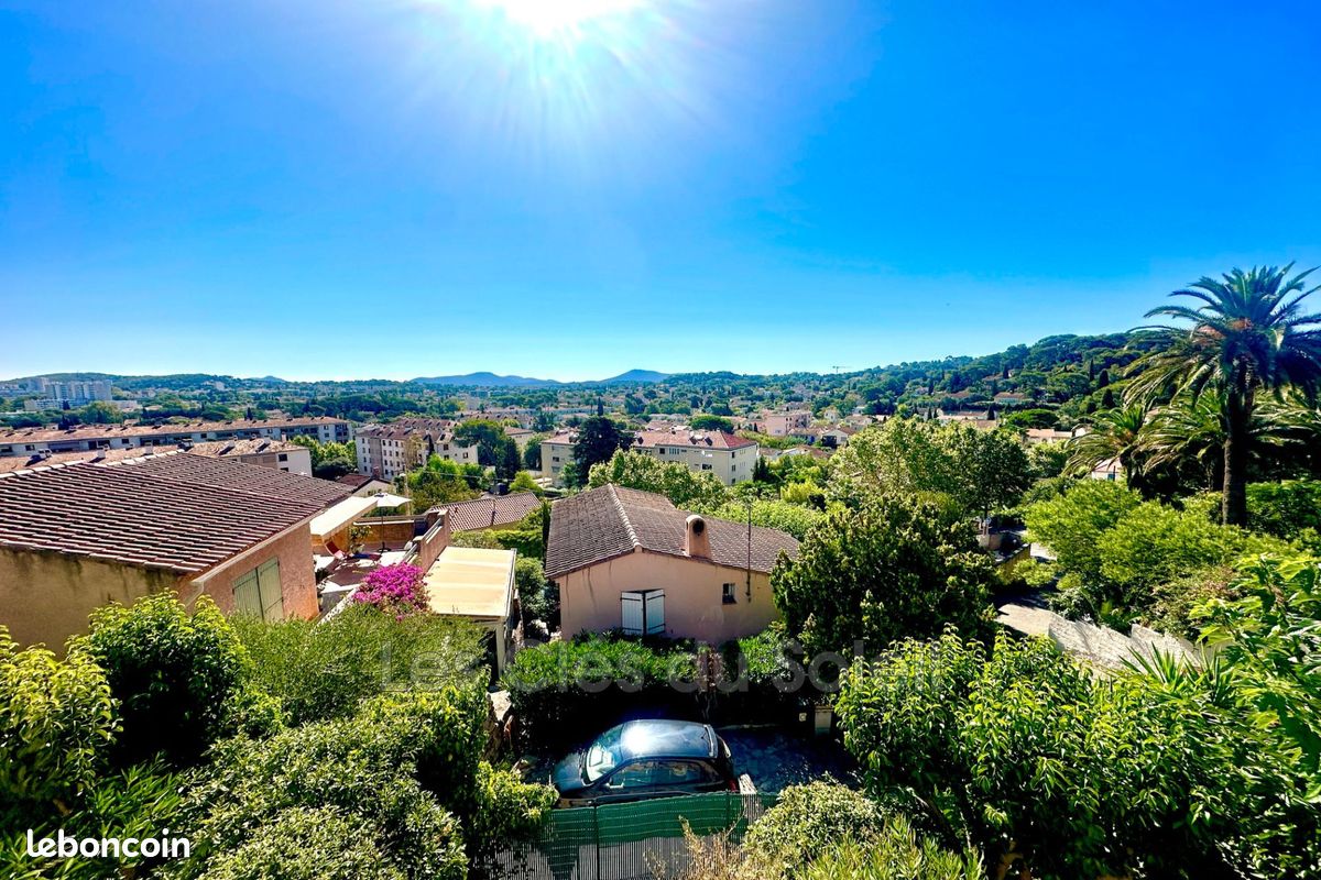 Maison 4 pièces 94 m² · à Toulon · 94 m² · 530 000 €