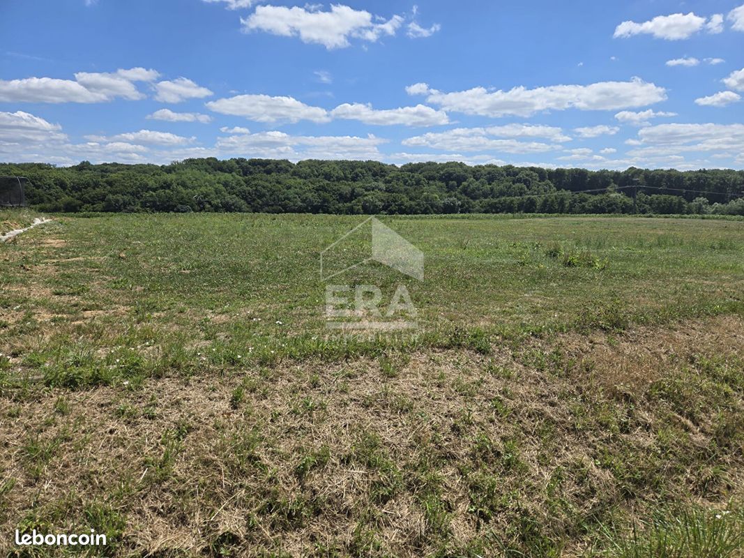 Terrain 981 m² · à Dampierre · 981 m² · 56 000 €