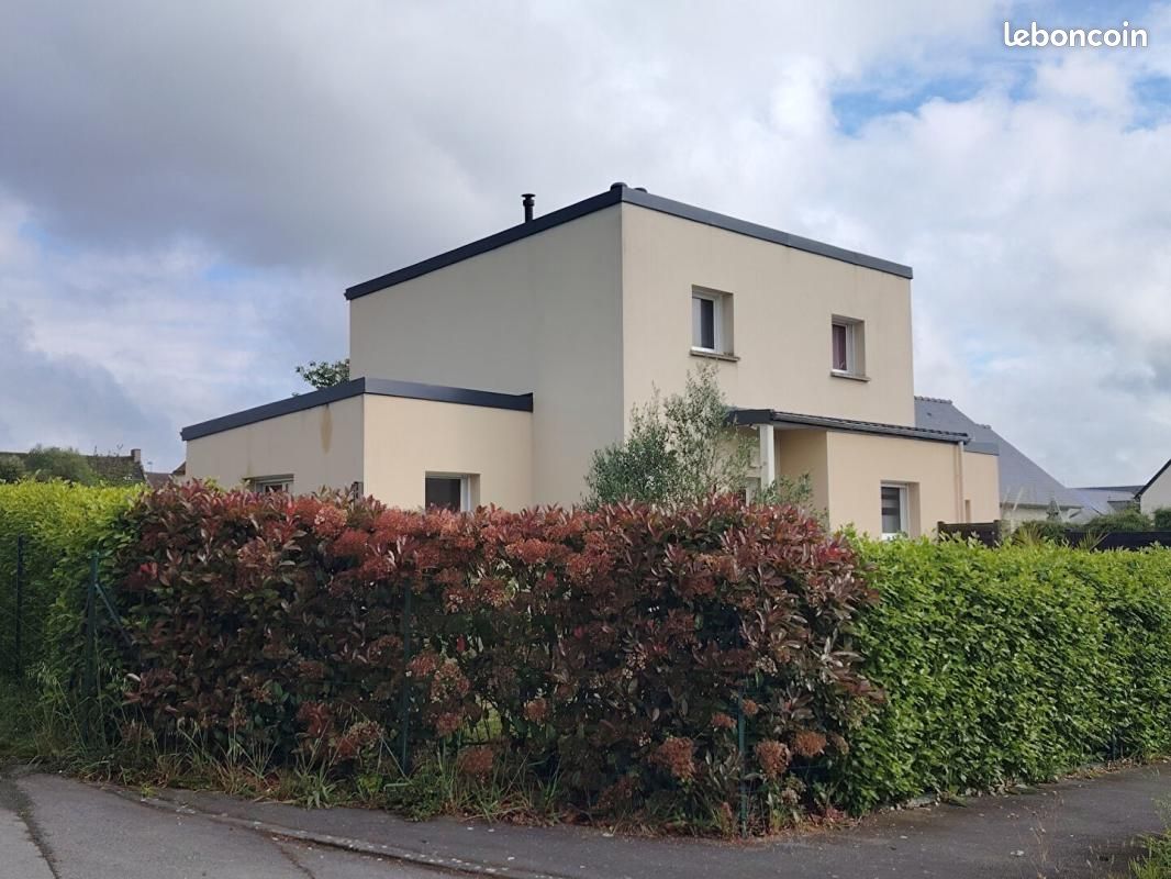 Maison 6 pièces 100 m² · à Créhen · 100 m² · 325 500 €