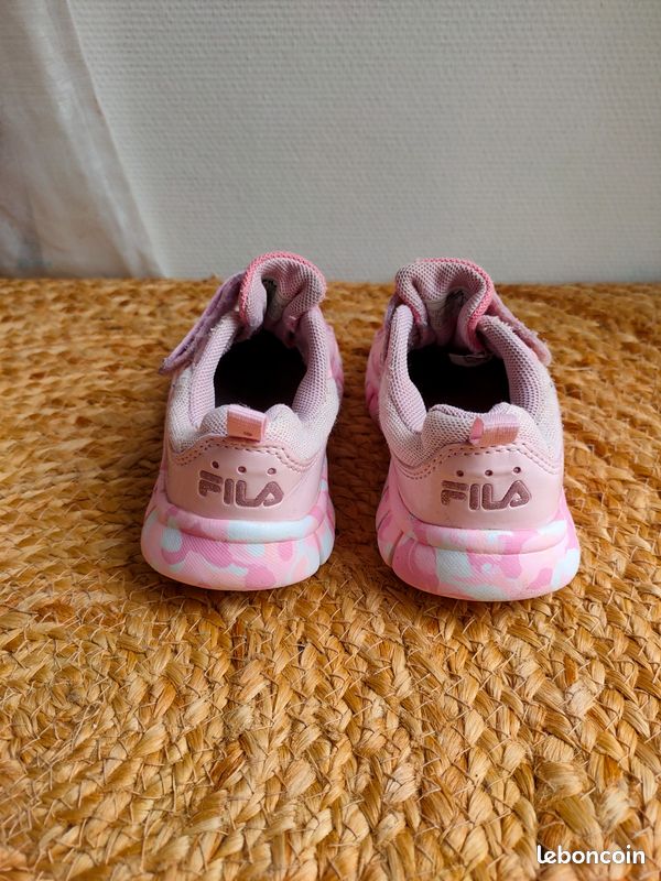 Basket rose Fila taille 25 Chaussures