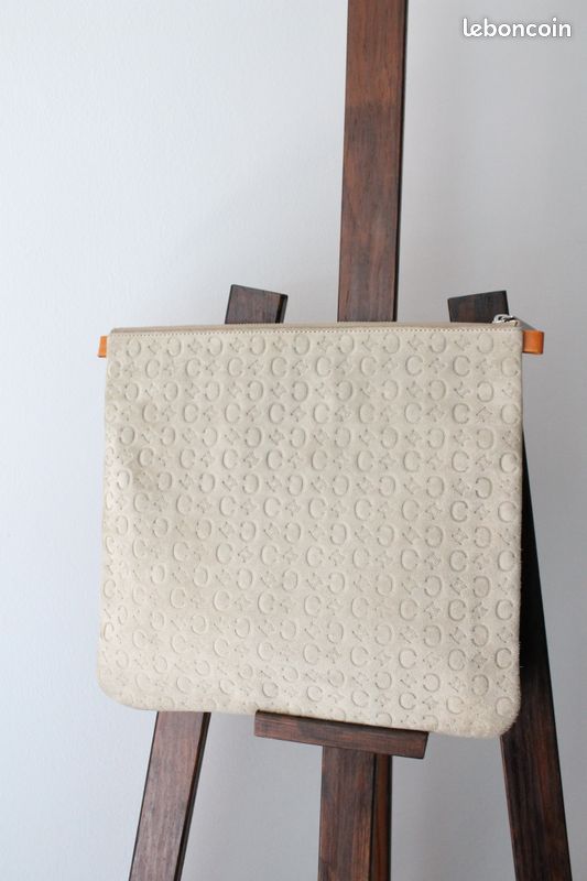 Céline pochette en daim motif Triomphe gris / camel (image 4)