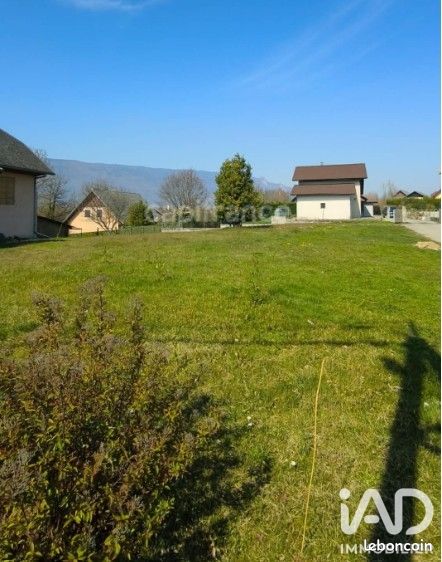 Terrain 685 m² · à Chambéry · 685 m² · 210 000 €