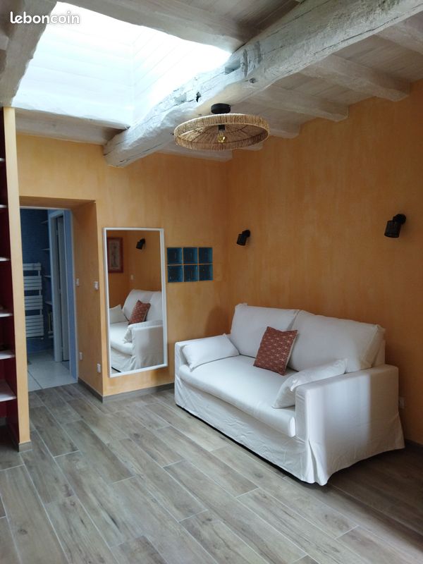 Studio avec cuisine separee (image 3)
