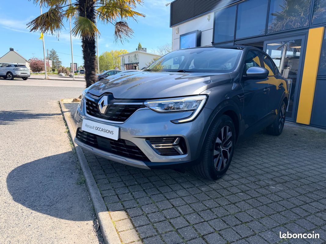 Renault Arkana 1.6 E-Tech 145CH BUSINESS (image 1)