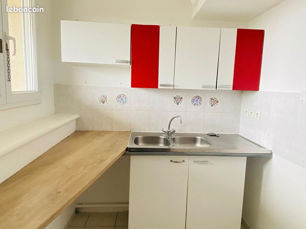 Appartement 3 pièces 49 m² · à Bordeaux · 49 m² · 830 €/mois