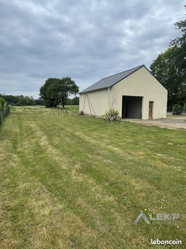 Maison 2 pièces 100 m² · à Sainte-Marie · 100 m² · 80 000 €