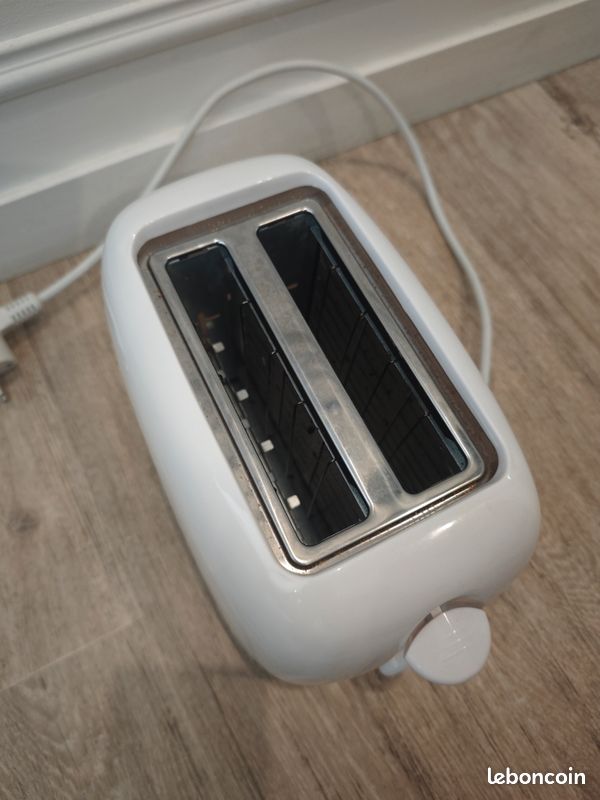 Grille pain blanc (image 4)