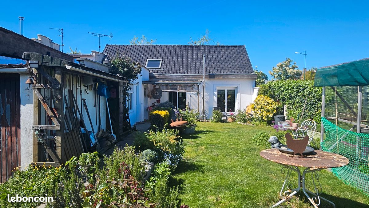 Maison 4 pièces 92 m² · à Neuville-en-Ferrain · 92 m² · 270 000 €