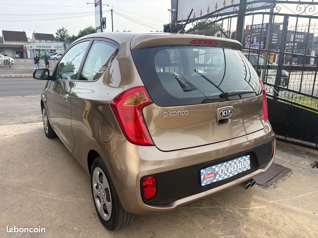 Kia Picanto Urban Spicy 1.0 69 ch (image 7)