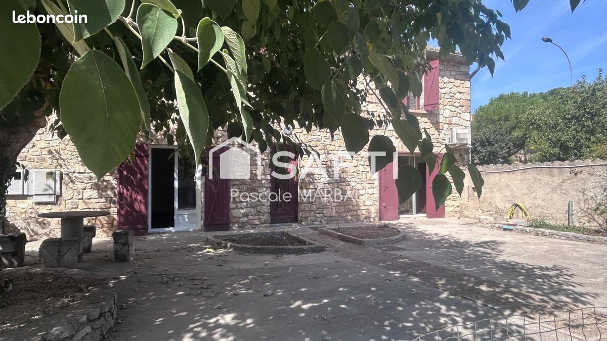 Maison 3 pièces 90 m² · à Pernes-les-Fontaines · 90 m² · 800 €/mois