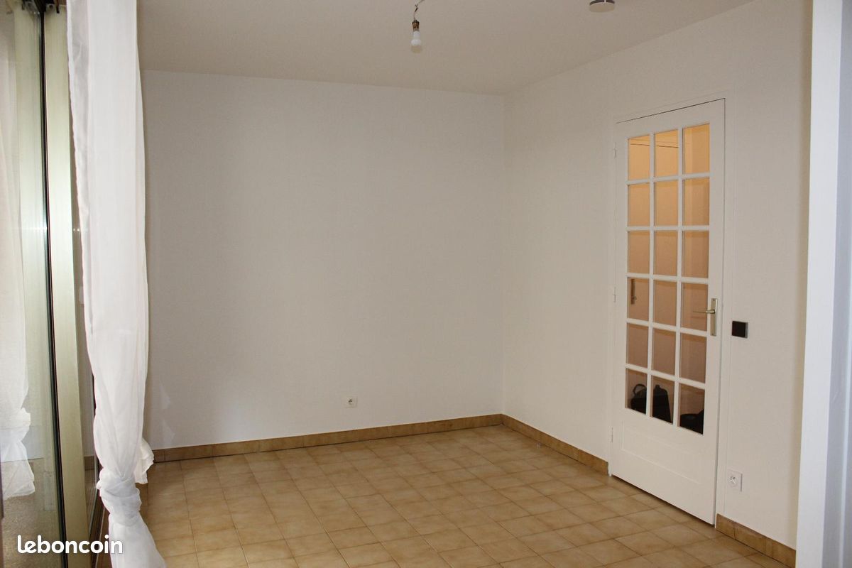 Appartement 1 pièce 20 m² · à Grenoble · 20 m² · 407 €