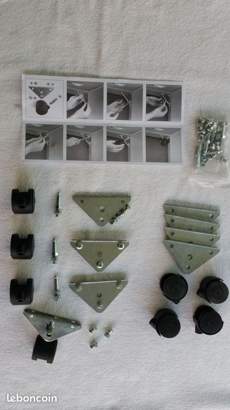 Deux lots de 4 roulettes jumelles mobiles de diamètre 4 cm avec platines triangulaires (image 9)