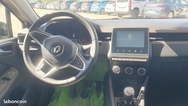 Renault Clio V TCe 90 Equilibre (image 6)